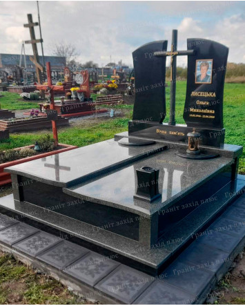 Подвійний памятник - ДП102