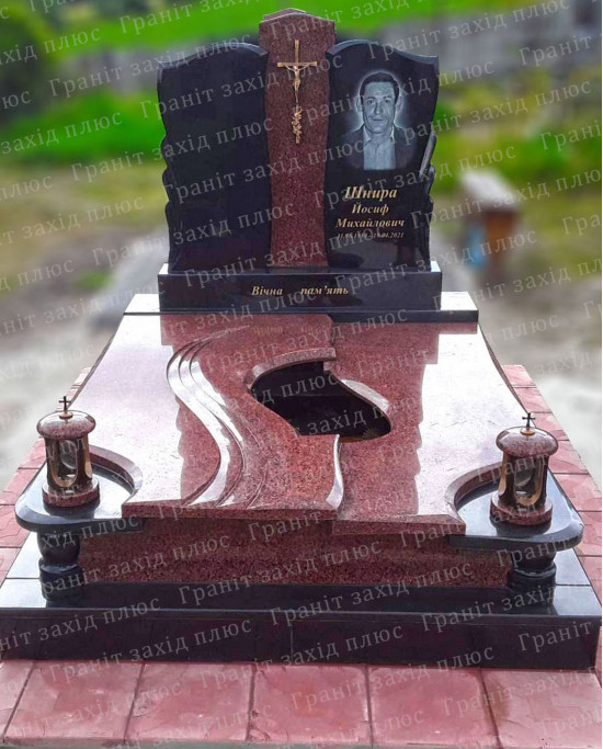 Подвійний памятник - ДП108