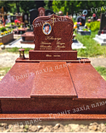 Подвійний памятник - ДП12