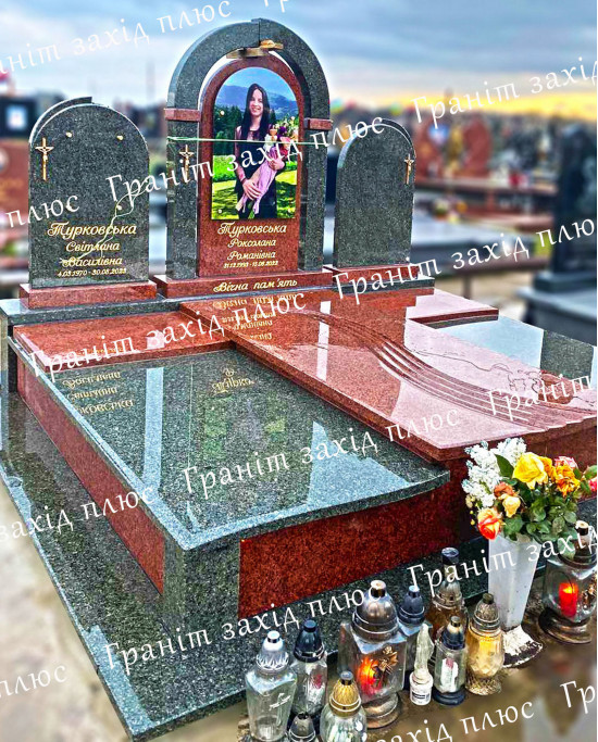 Подвійний памятник - ДП137