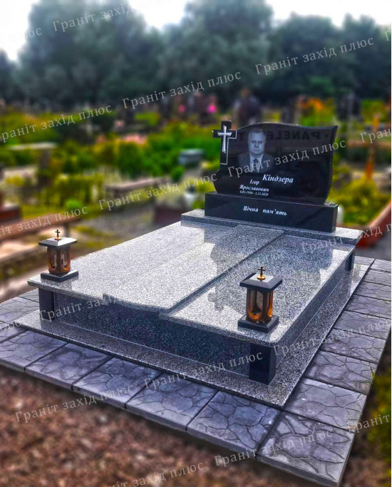 Подвійний памятник - ДП37