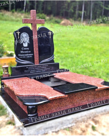 Подвійний памятник - ДП52