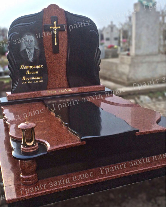 Подвійний памятник - ДП7