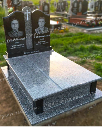 Подвійний памятник - ДП80