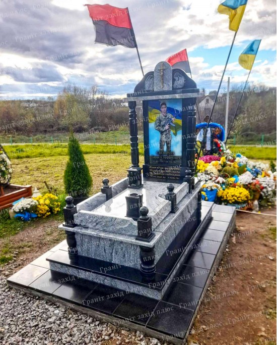 Памятники для військових - ПВ4