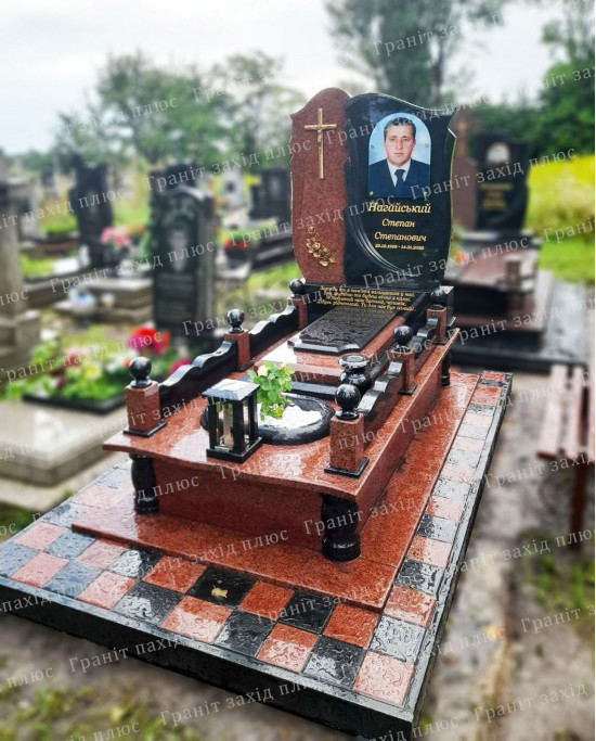 Одинарний памятник - ОП44